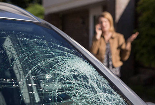 broken windshield 600